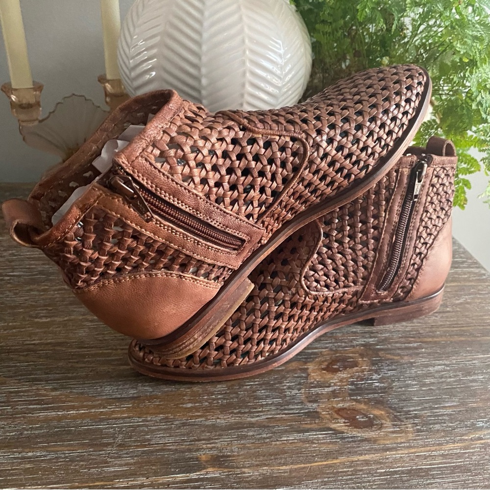 Roan by Bed|Stu Boho Retro Perforated Ankle Booties Shoes Womens 9 Tan Brown‎ - Picture 12 of 12
